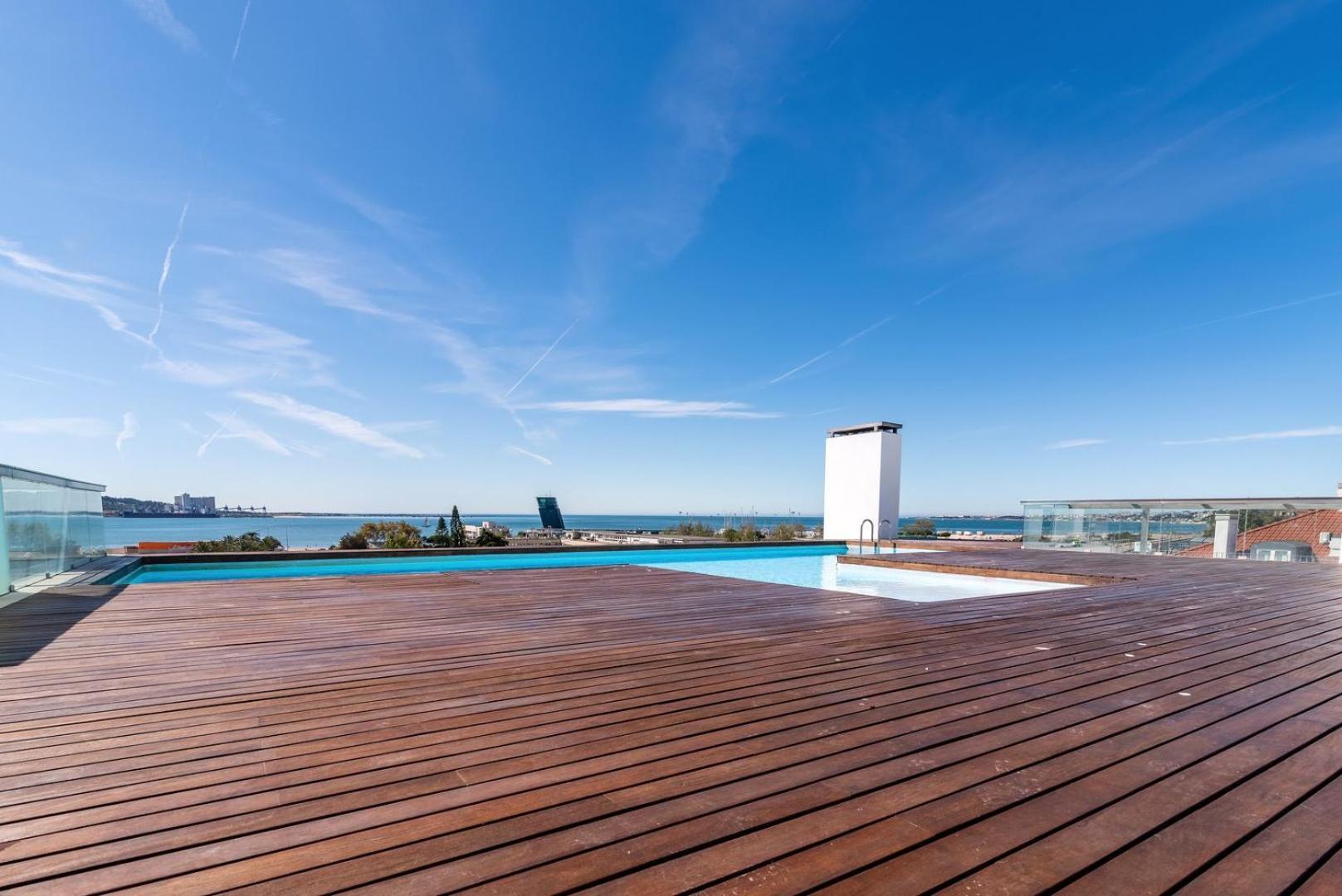 Guestready - Alges Apt With Stunning Rooftop Pool 아파트 외부 사진