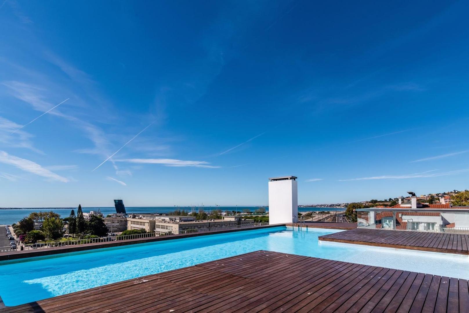 Guestready - Alges Apt With Stunning Rooftop Pool 아파트 외부 사진